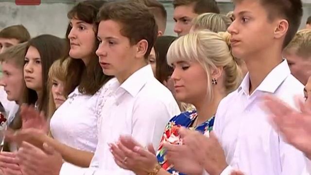 В новгородской спортивной школе интернате «Спарта» День знаний начался с Олимпийского уро смотреть онлайн