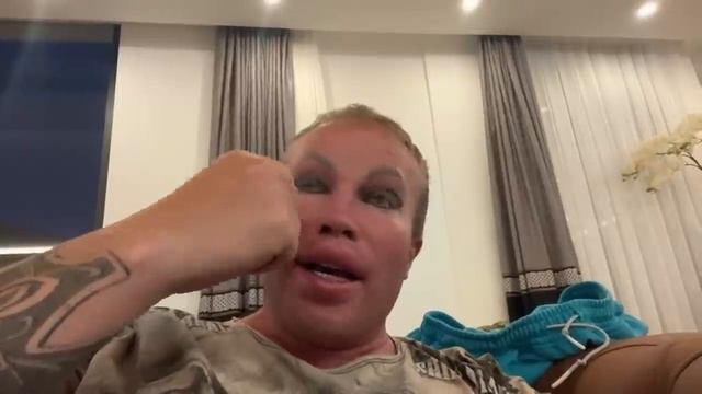 Что сказала Литва и почему многие увольняются / Саша Шпак смотреть онлайн