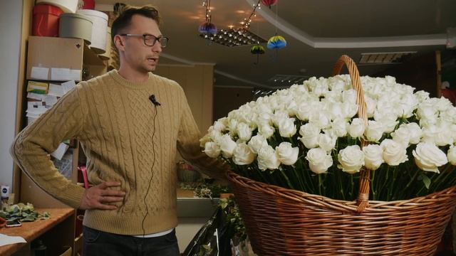 301 Роза в корзинке. Корзина гигант.