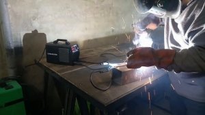 На что способен маленький сварочный инвертор