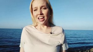 Он написал тебе сообщение "Кем ты работаешь?" Что ответить парню, который тебе  нравится