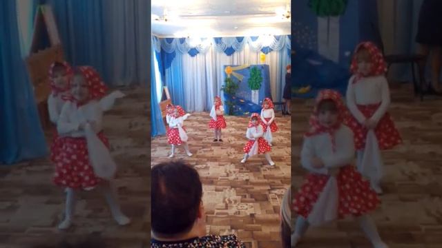 танец матрёшки (детский сад берёзка г.Зеленокумск) смотреть онлайн
