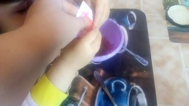 Вариант покраски риса.Творчество с детьми. смотреть онлайн