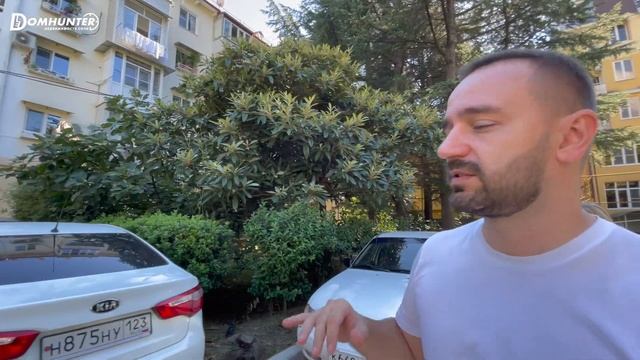 Двухкомнатная квартира в центре Адлера. Недвижимость Сочи 2022