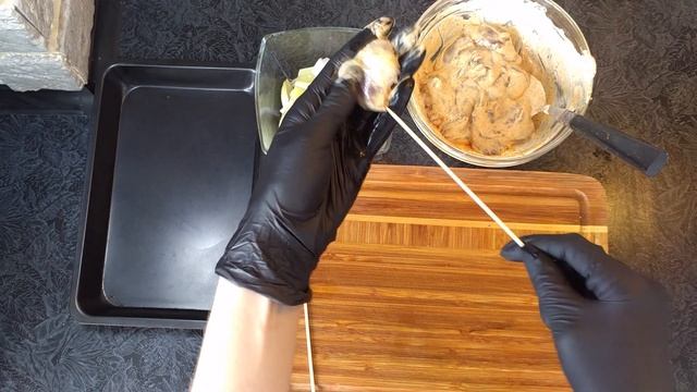 ШАШЛЫК ИЗ ГОВЯЖЬЕЙ ПЕЧЕНИ в духовке! смотреть онлайн