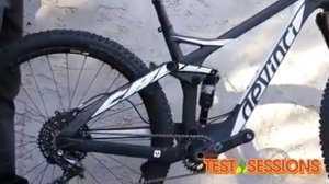 Демонстрация работы подвесок велосипедов