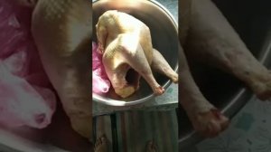 Начало забоя индюков  Вес тушки в возросте шести месяцев.