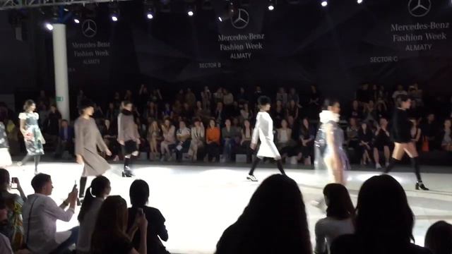 Я ничего не понимаю в моде! VLOG: MBFW Almaty смотреть онлайн
