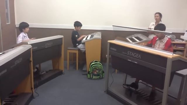 Angry Birds Rio @ rehearsal 26jan2012 смотреть онлайн