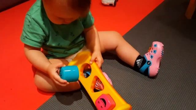 Чем занять ребёнка дома, во что поиграть? 6,7,8,9,10,11 месяцев. От года (1 год)