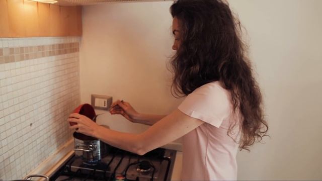 ПРОСТАЯ И БЫСТРАЯ ИТАЛЬЯНСКАЯ ПАСТА | ГОТОВИМ КОФЕ В МОКЕ смотреть онлайн