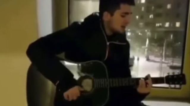 В небе звезды горят ✨ Красивая песня в прекрасном исполнении!! Ну очень душевная песня под гитару смотреть онлайн