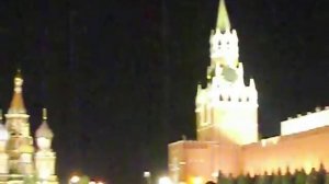 ...бьют часы на Спаской башне...