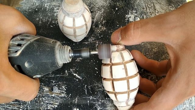 Граната Ф1 - макет из дерева своими руками