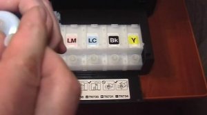 Epson L800 распаковка, заправка, первый запуск. (1 часть)