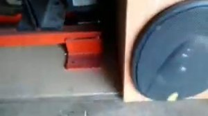 Автомагнитола не тянет динамики.