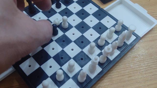Шахматы сувенирные маленькие дорожные