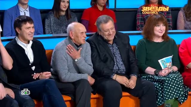 От Киркорова тошнит, уважающих себя поэтов-песенников.              Да и от остальной попсарни тоже