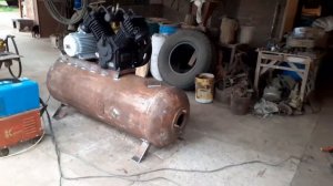 Компрессор с416 для гаражного пескоструя.