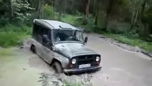 УАЗ на цепях сота