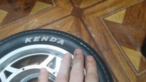 Полиуретан закачал в колеса электросамокат 12 дюймов. Проколы шин не страшны!