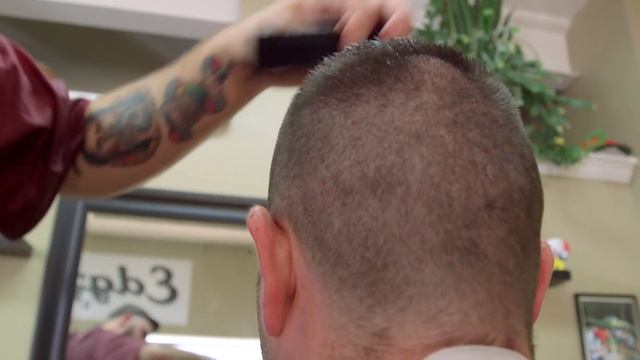 MILITARY HAIRCUT TUTORIAL ? Dan Leufstedt | The BarberShop Experience смотреть онлайн