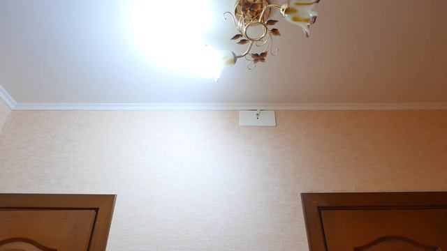 СВЕТОДИОДНАЯ LED ЛАМПА С ДАТЧИКОМ ДВИЖЕНИЯ И ОСВЕЩЕННОСТИ С ALIEXPRESS смотреть онлайн