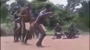 Африканцы жгут