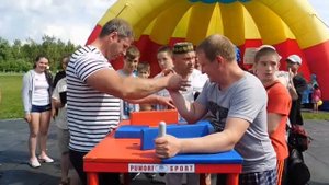 Сабантуй. Армрестлинг
