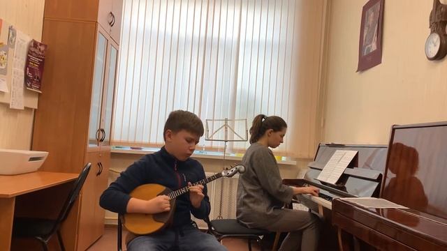 Вандюков Михаил (домра, 5 класс) смотреть онлайн