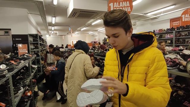 ОТКРЫТИЕ НОВОГО АУТЛЕТА ФЛО. НЕ ОБМАН! РЕАЛЬНЫЕ СКИДКИ/ FLO OUTLET/ Обувной магазин в Анталии