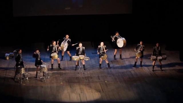 Crazy Drummers! Бешеные барабанщицы