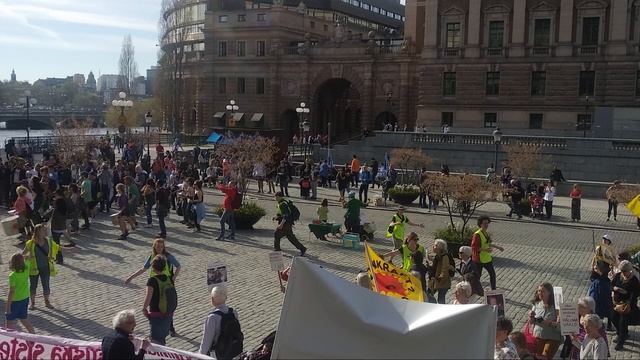 Бомж-трип в Стокгольм или как сэкономить в шведской столице смотреть онлайн