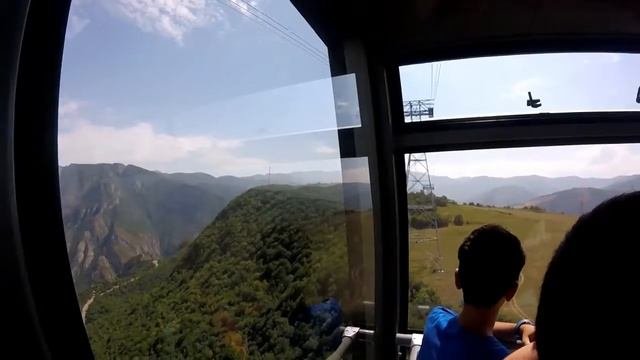 Самая длинная канатная дорога в мире.