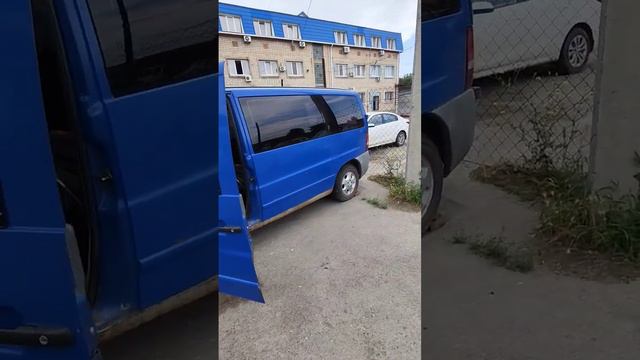 Плохие новости для владельцев старых Mercedes, BMW, Audi и прочего ретропремиума смотреть онлайн