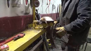 Эпический ремонт чугунных тисков.