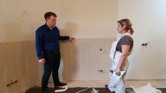 Как поклеить обои с бордюром