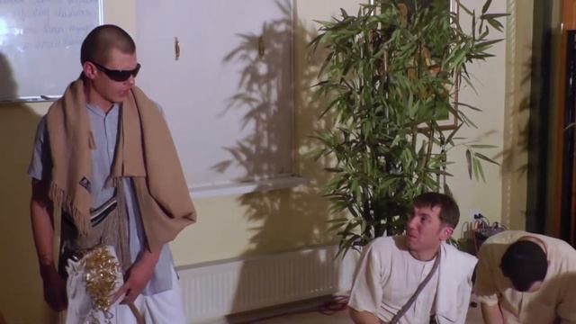 сценка: "Гуру и ученики" смотреть онлайн