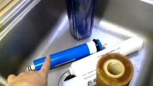 Замена картриджей в системе обратного осмоса RAIFIL