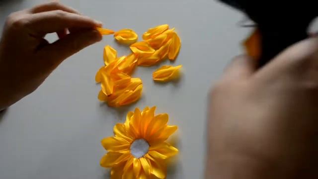 Подсолнух на ободке, красивый цветочек канзаши))) смотреть онлайн