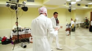 Невероятный поцелуй свидетелей на свадьбе!