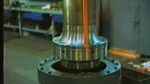 Overhaul and pressure testing of piston (Ремонт и испытание поршня)