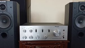 STEREO anfi ve WHARFEDALE VARDUS VR-200