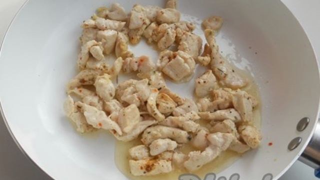 Жареный лаваш с начинкой
