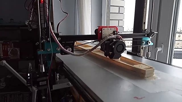 печать корпуса модели корабля на самодельном 3Д принтере смотреть онлайн