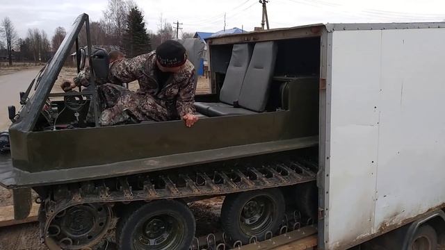 Вездеход бродяга. Погрузка смотреть онлайн