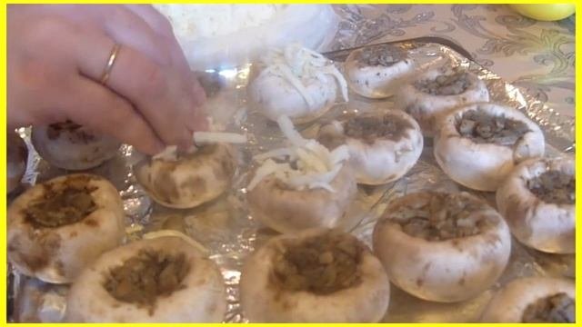 Такую закуску можно готовить хоть каждый день.Шампиньоны в духовке целиком
