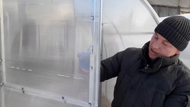 Сборка торцов теплицы и монтаж поликарбоната смотреть онлайн
