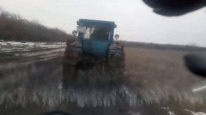 Погоня за пьяным трактористам ужас