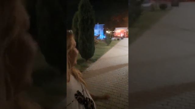 Геленджик сегодня.Красивый корабль возле Акватории. смотреть онлайн